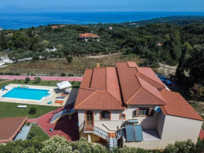 Kastro Villa with pool in Kyllini, Peloponnese